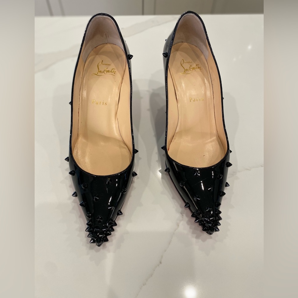 Christian Louboutin Degraspike Low Heel Pump, Size 8.5, Dust bag, gently used